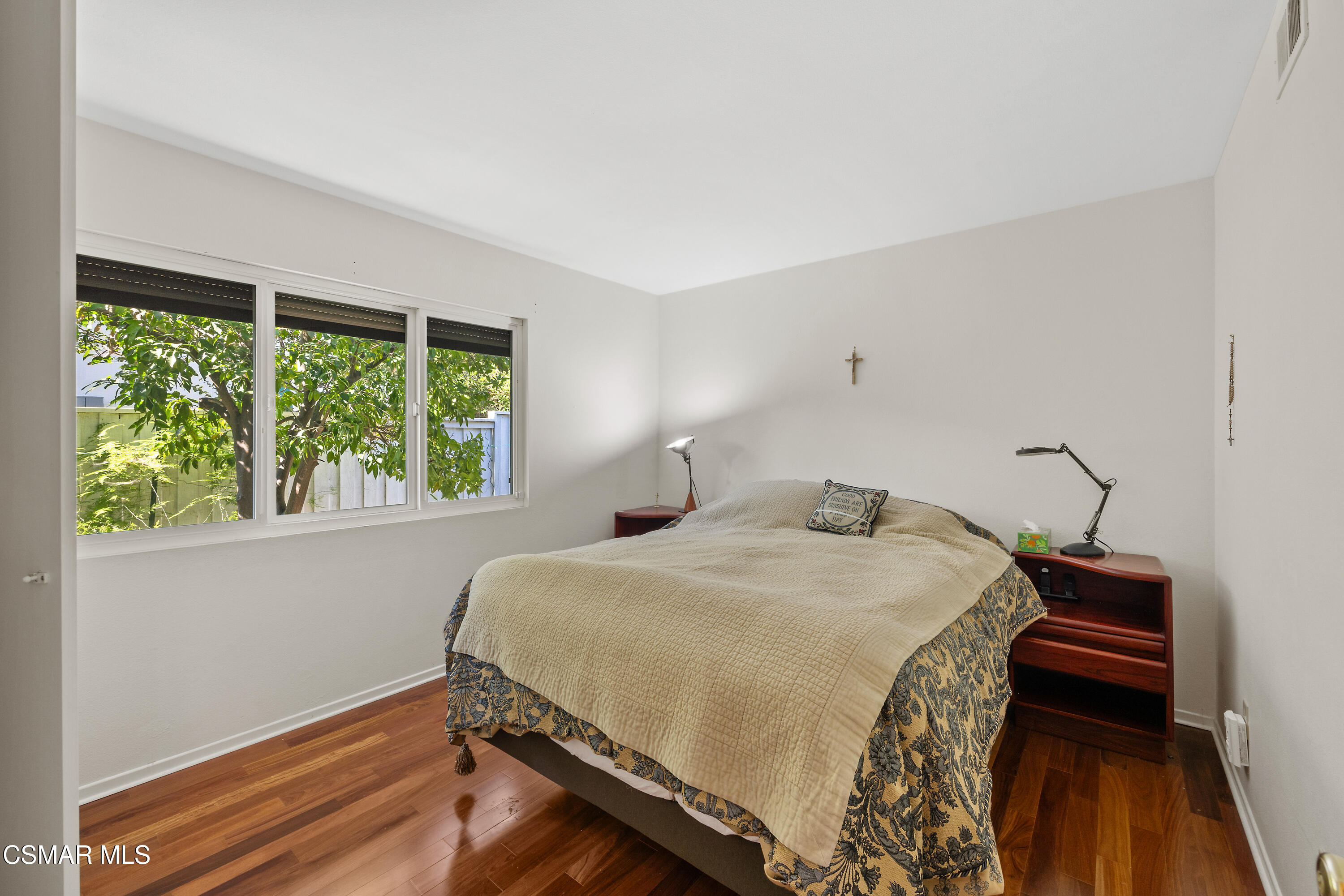 1641 Trafalgar Place