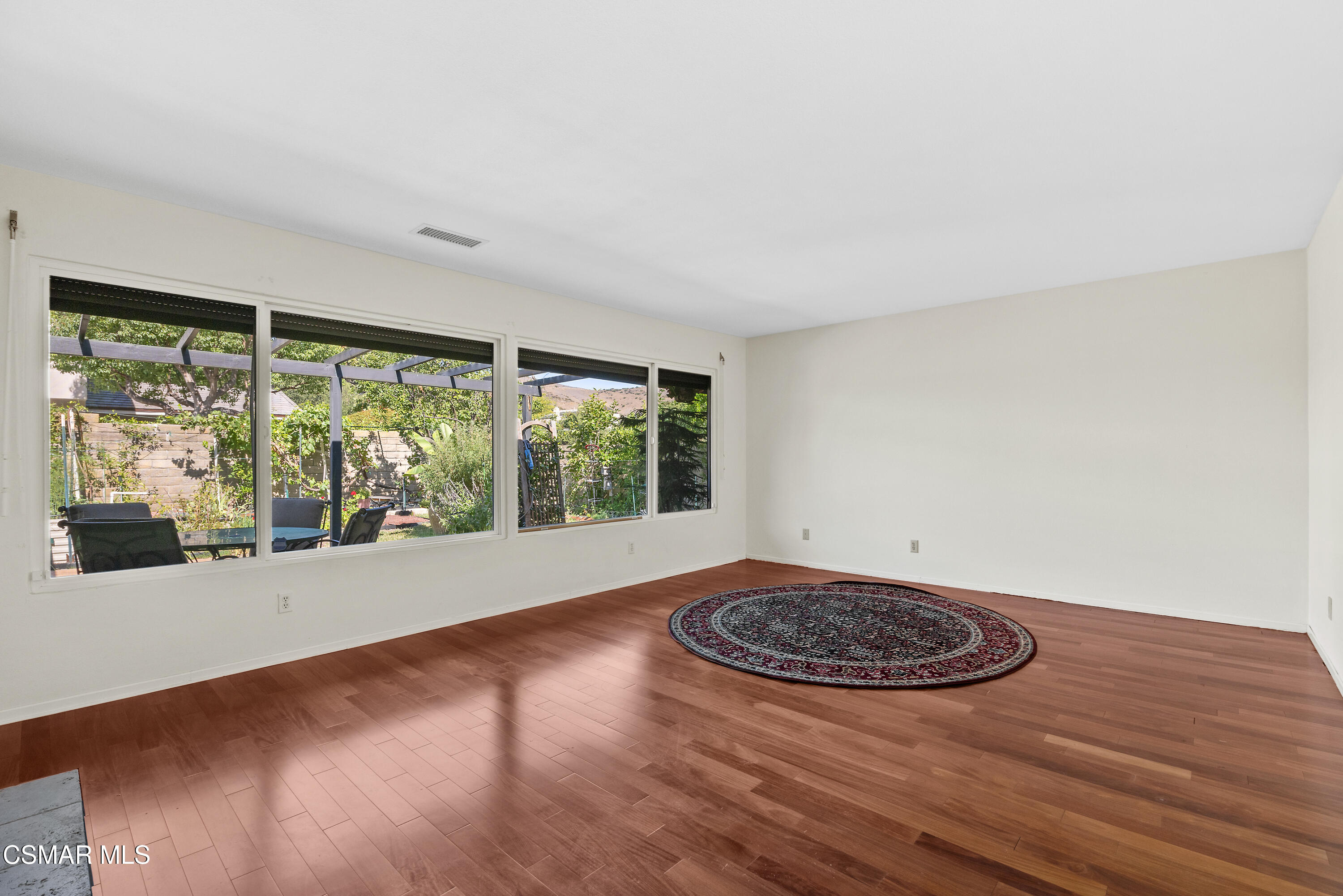 1641 Trafalgar Place