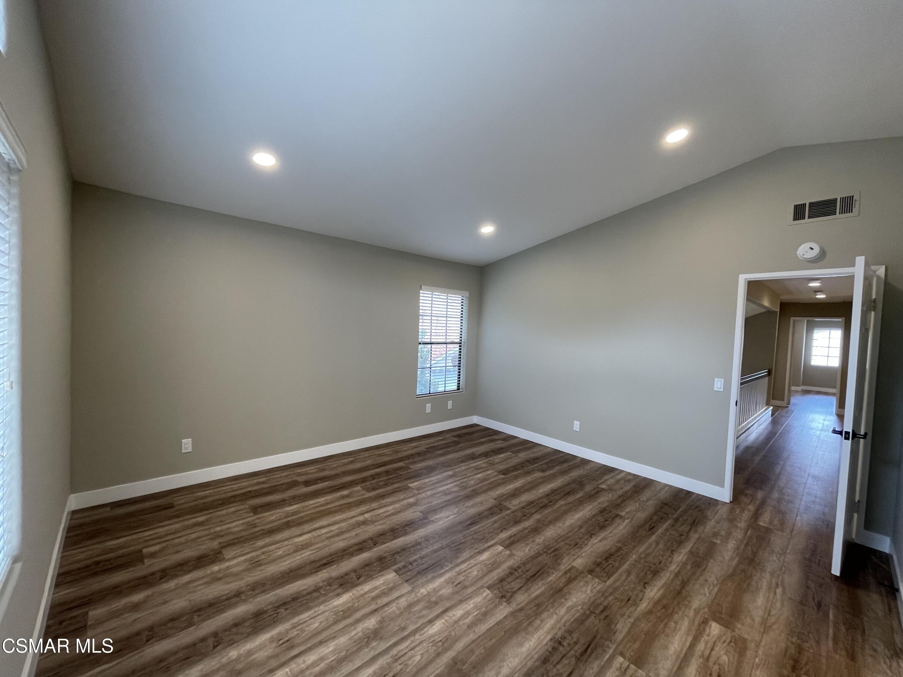 429 Dante Way