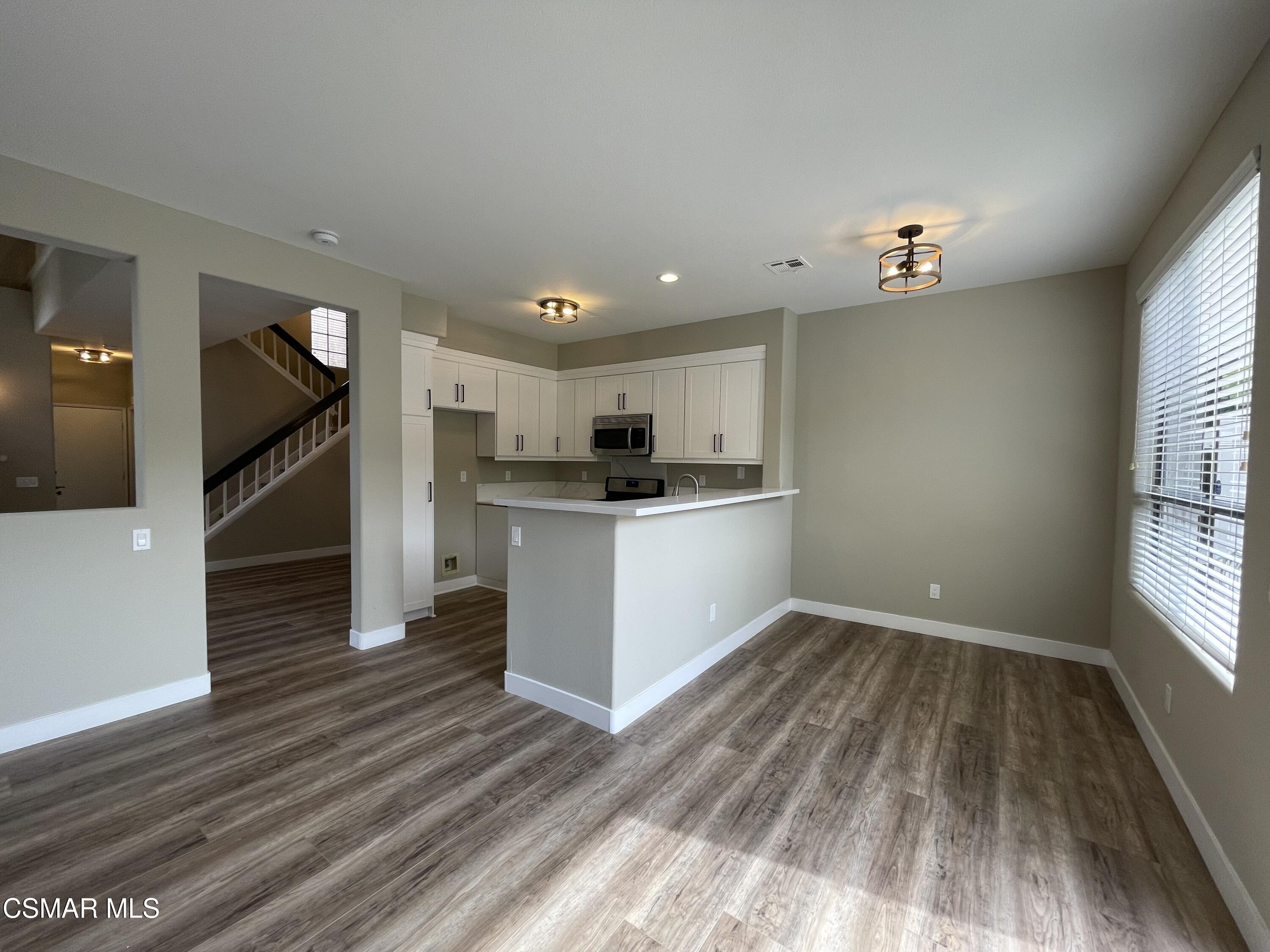 429 Dante Way