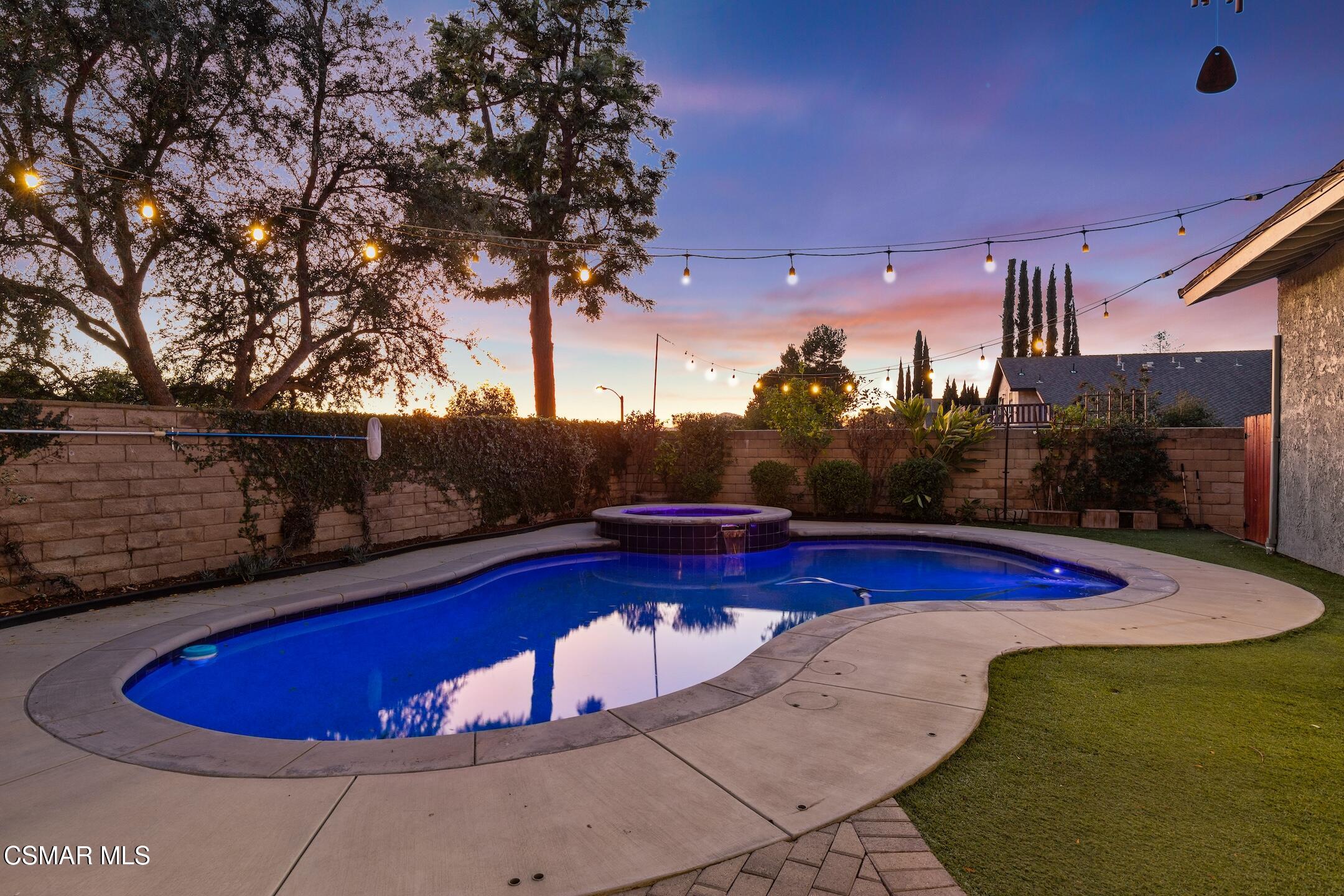 3348 Holloway Street