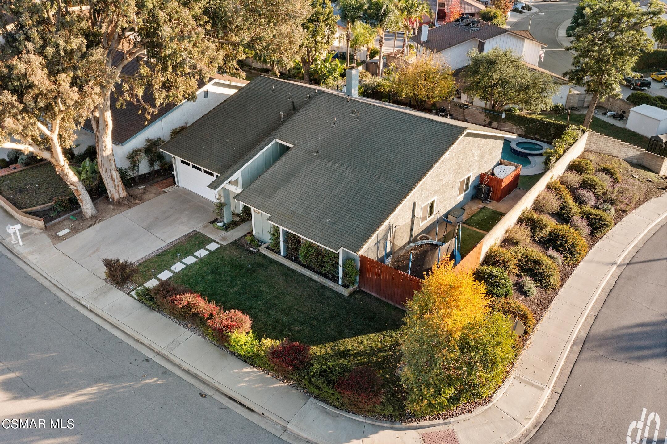 3348 Holloway Street