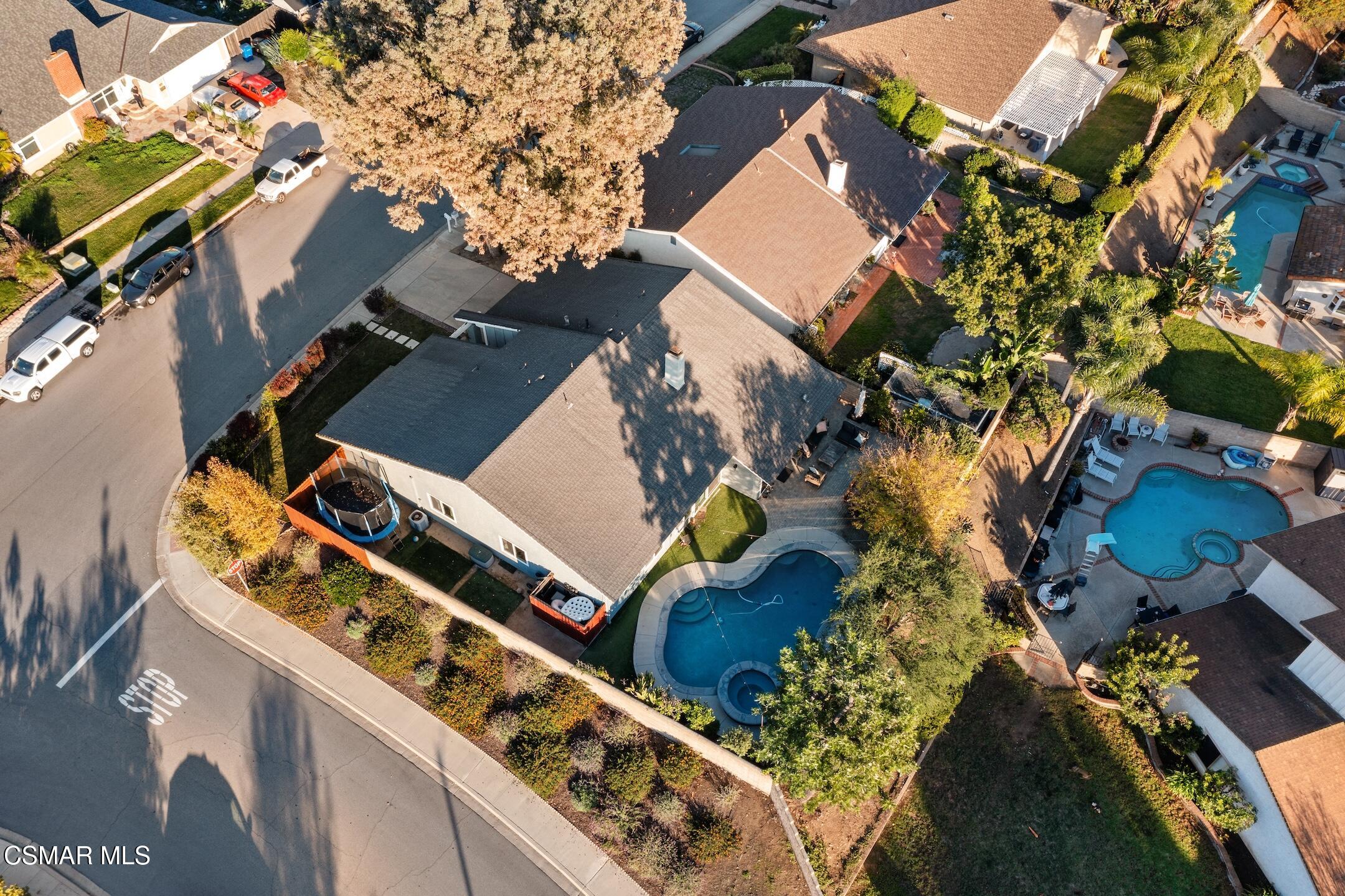 3348 Holloway Street