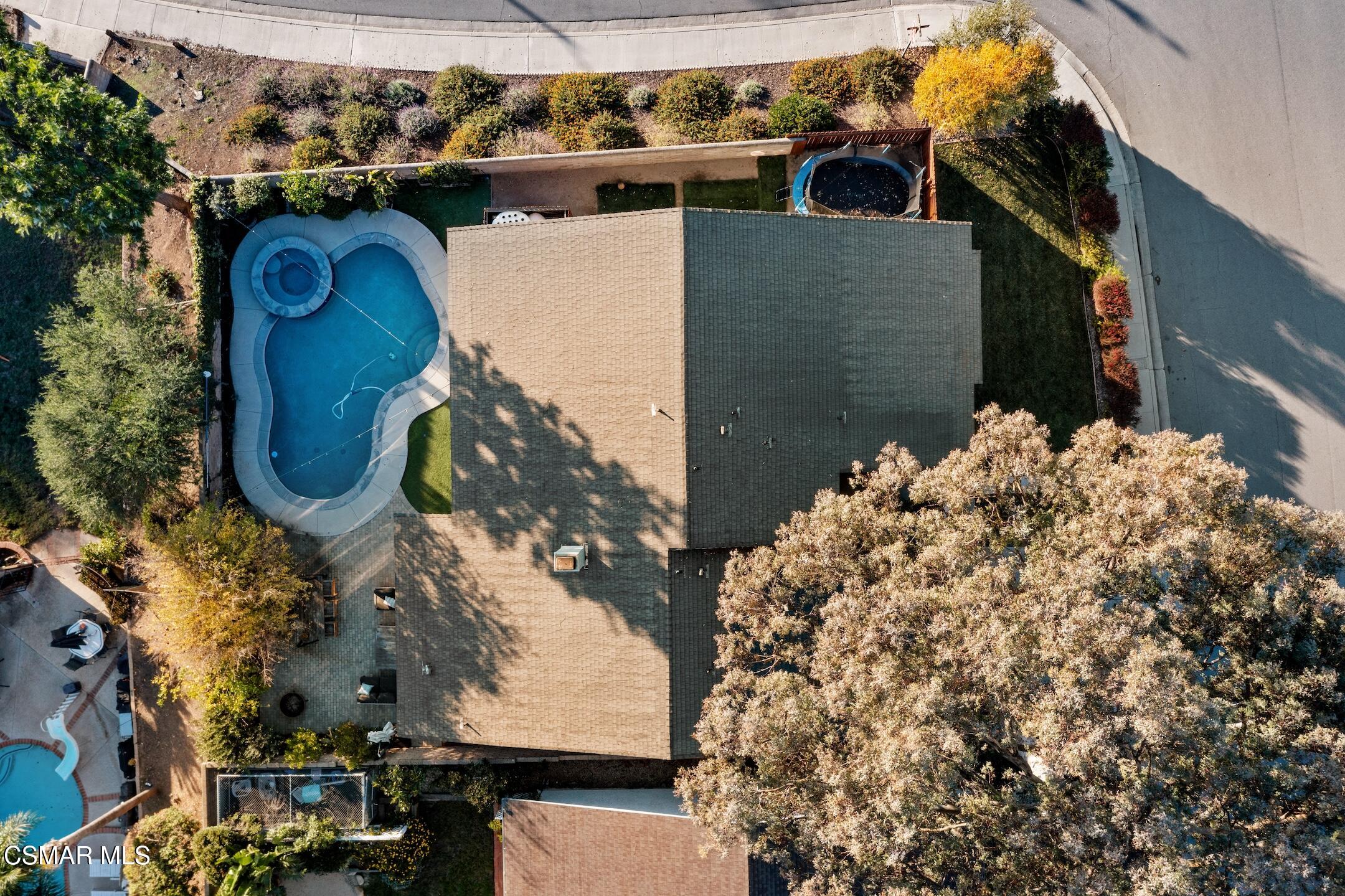 3348 Holloway Street