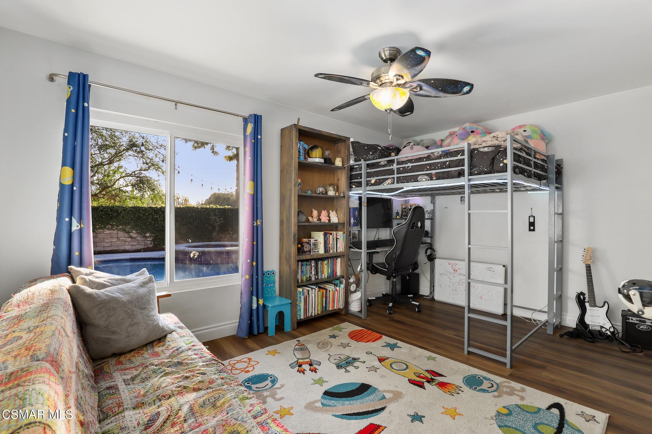 3348 Holloway Street