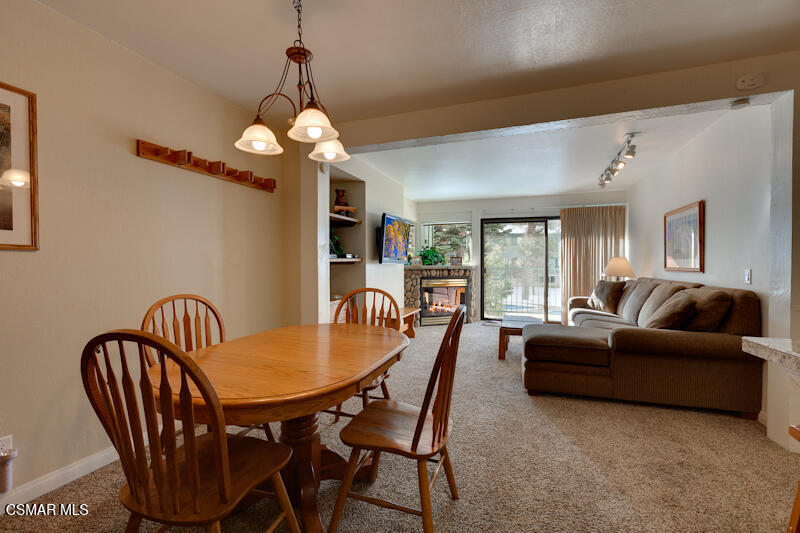 895 Canyon Boulevard, 15