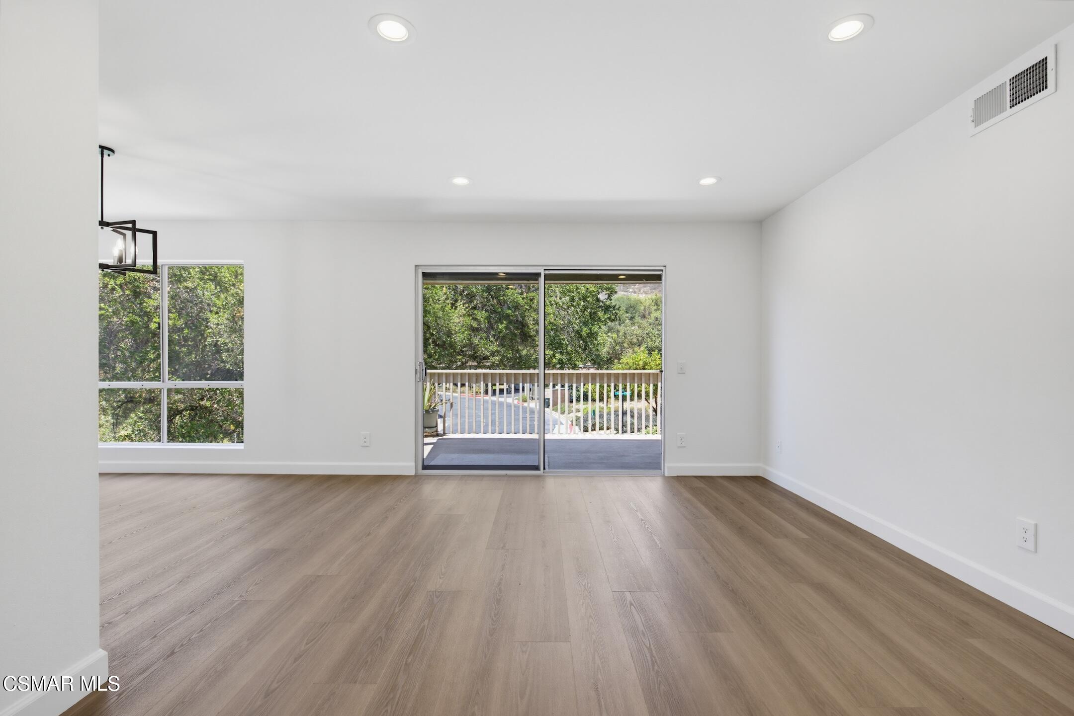 291 Sequoia Court, 34