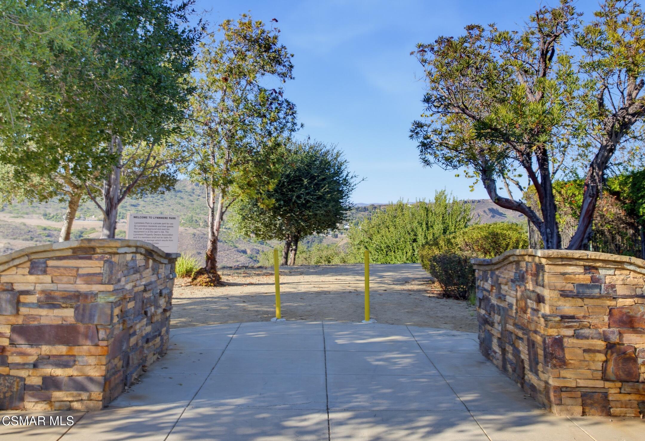 1021 Lynnmere Drive