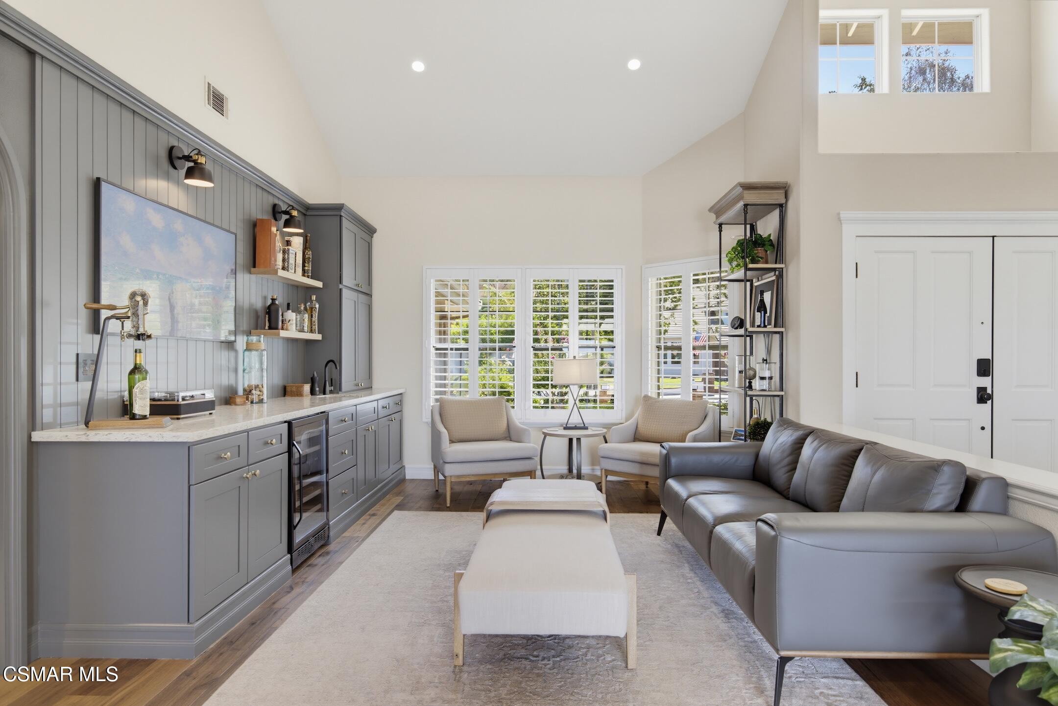 1021 Lynnmere Drive