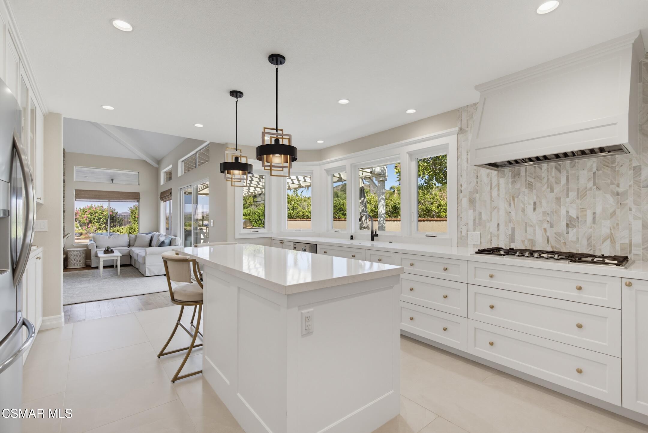 1021 Lynnmere Drive
