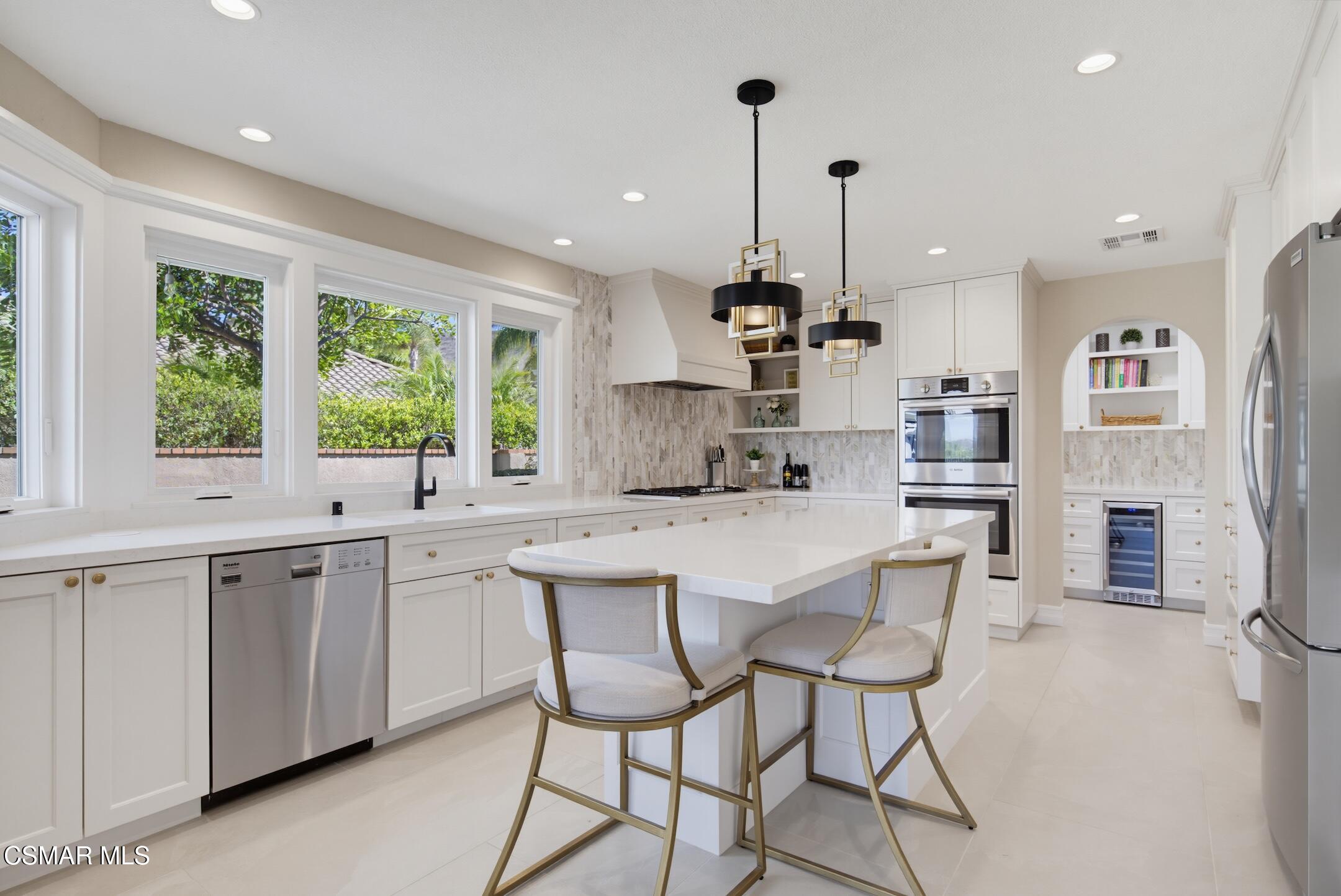 1021 Lynnmere Drive