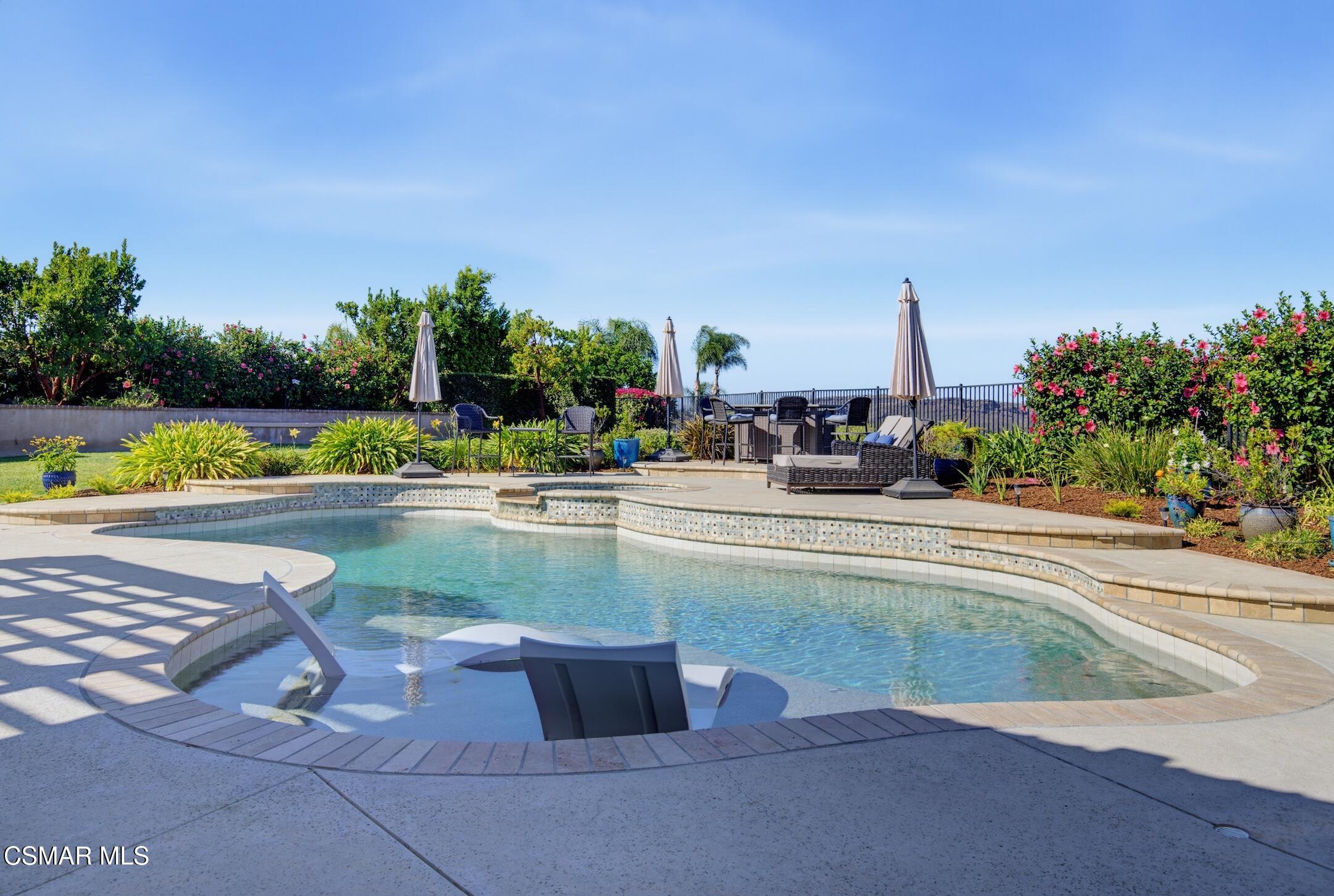 1021 Lynnmere Drive