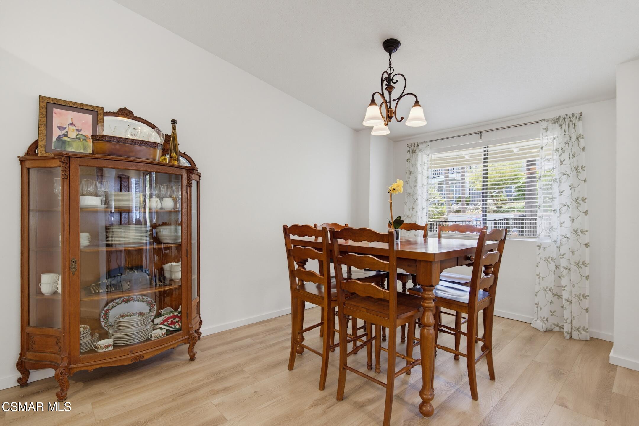 29105 E Thousand Oaks Boulevard, E