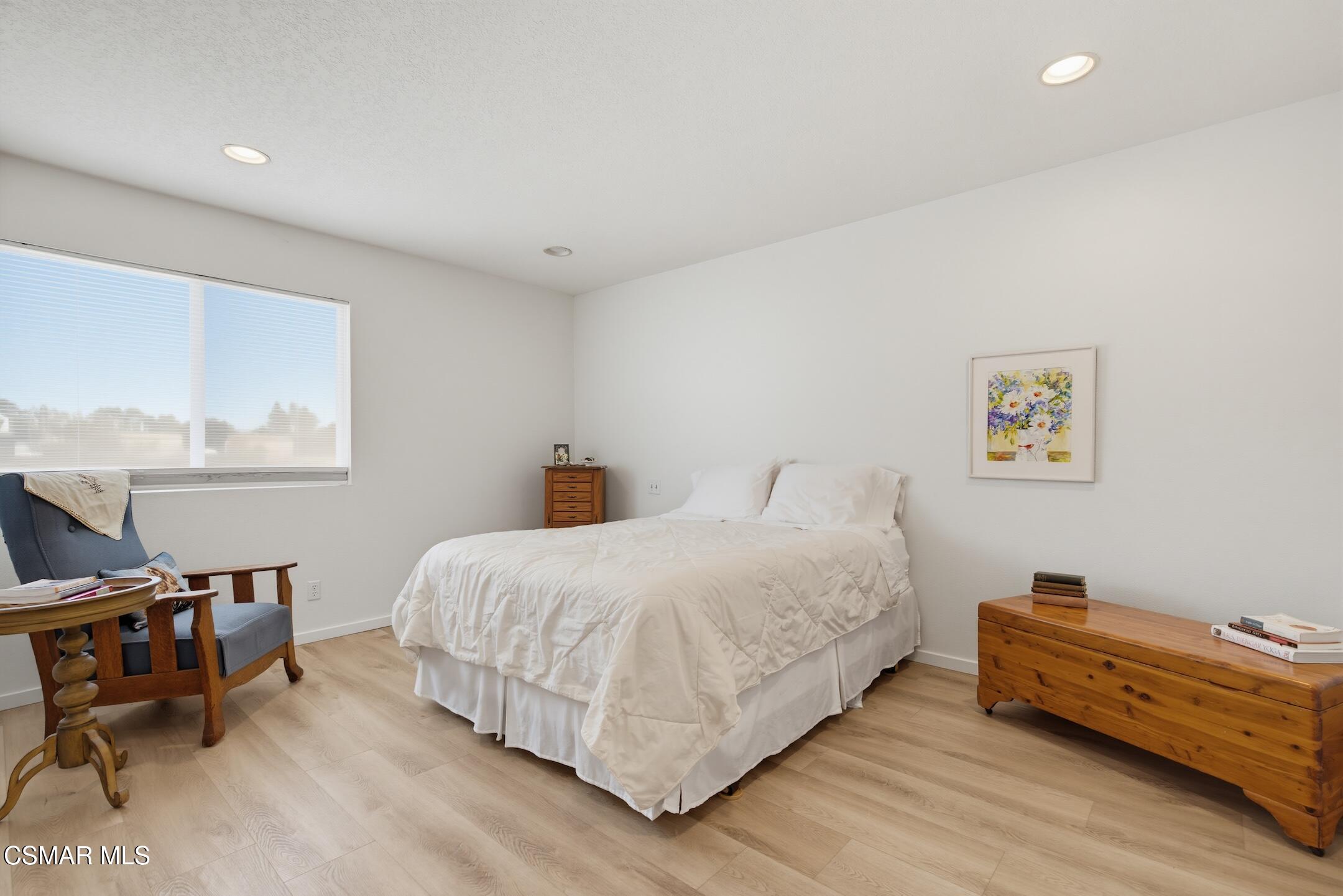 29105 E Thousand Oaks Boulevard, E