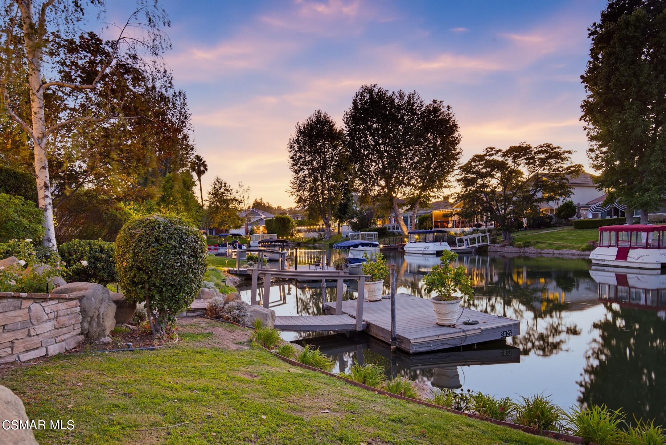 3927 Fairbreeze Circle