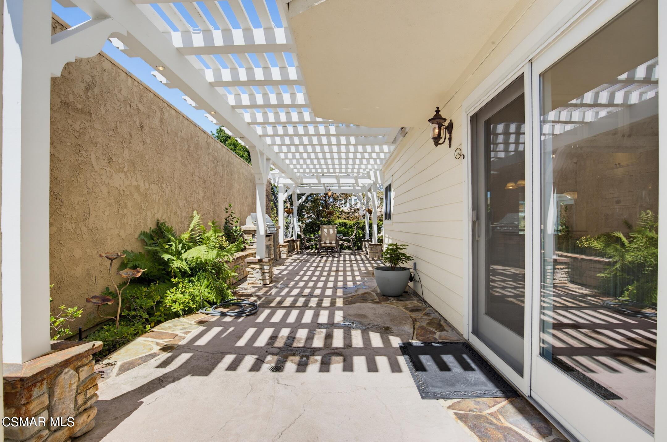 3927 Fairbreeze Circle