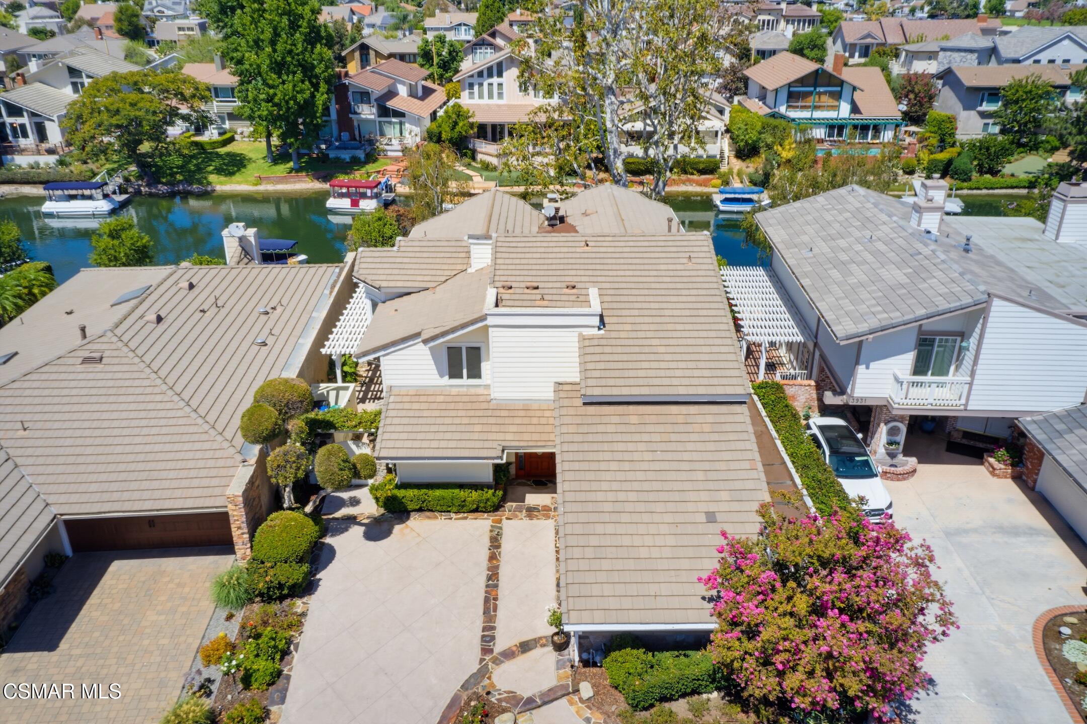 3927 Fairbreeze Circle