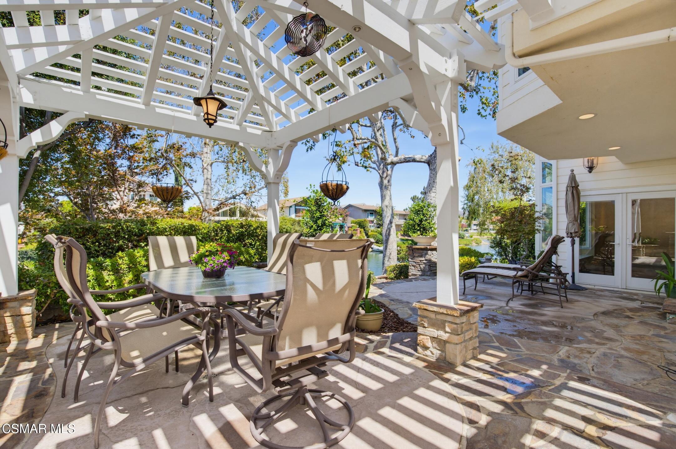 3927 Fairbreeze Circle
