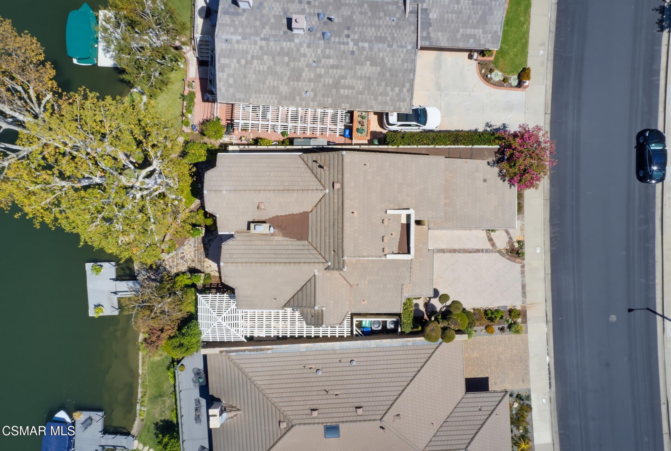 3927 Fairbreeze Circle