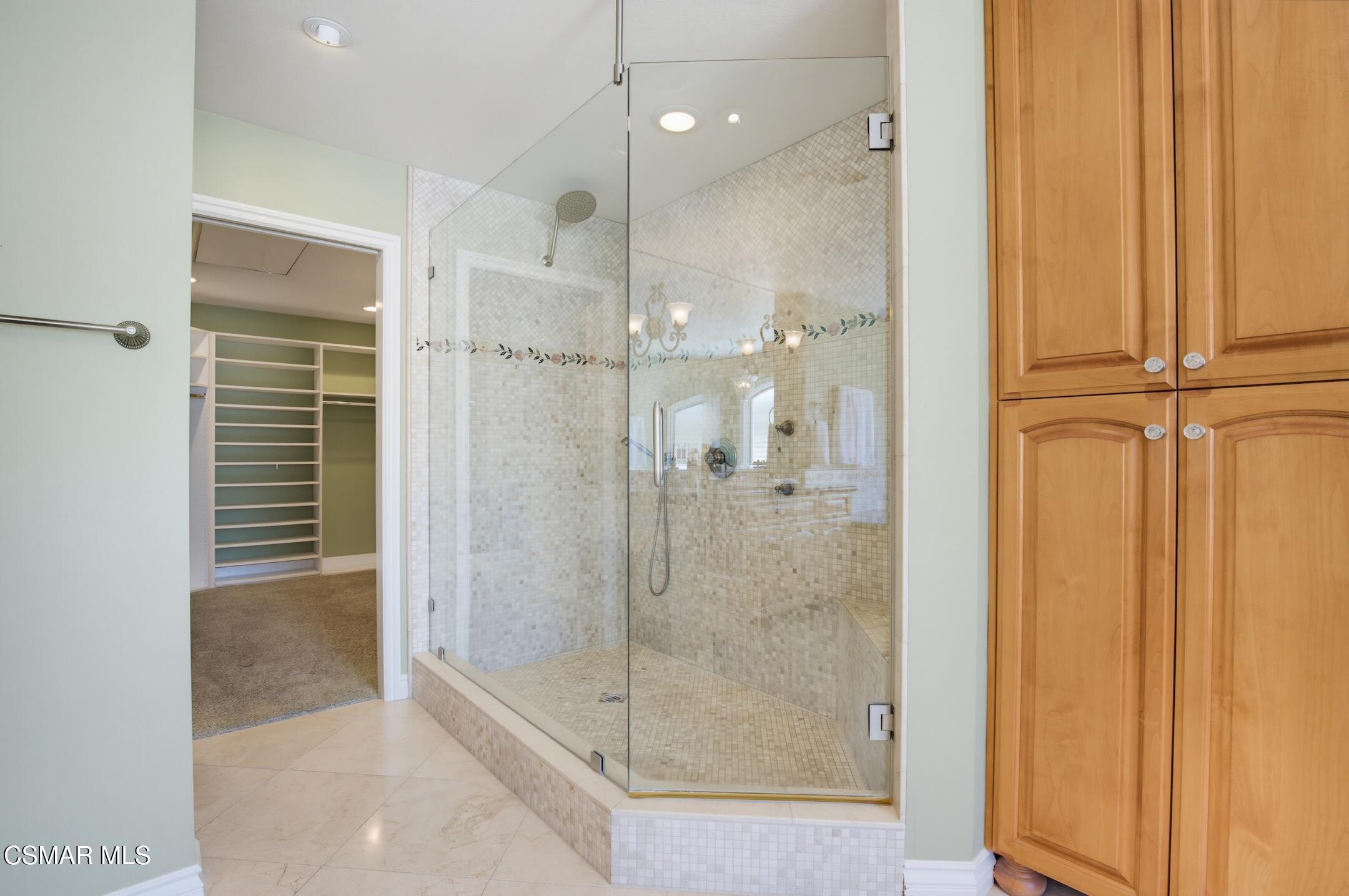 3927 Fairbreeze Circle
