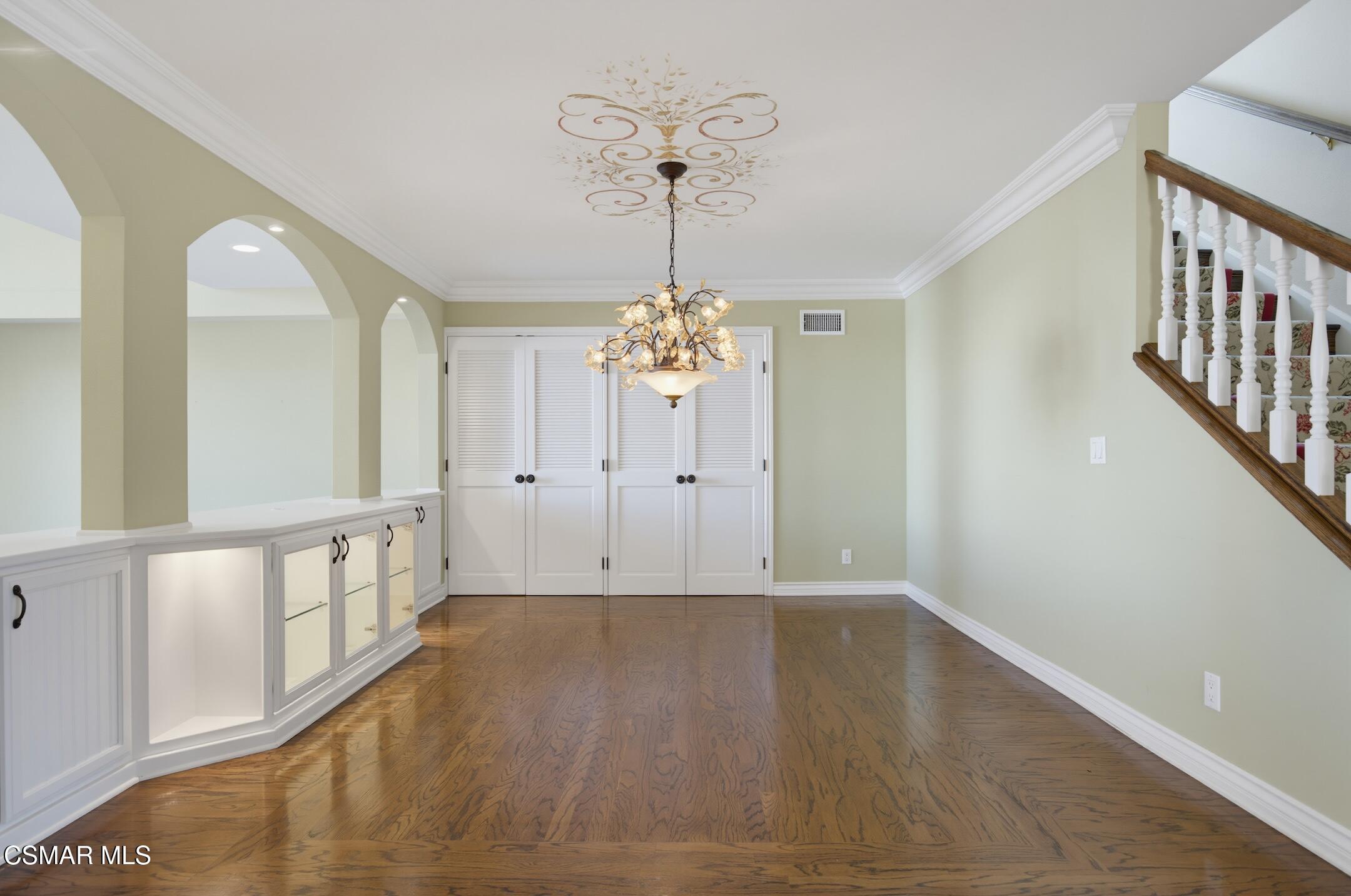 3927 Fairbreeze Circle