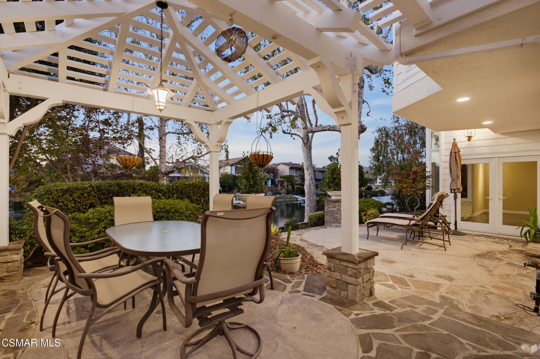 3927 Fairbreeze Circle
