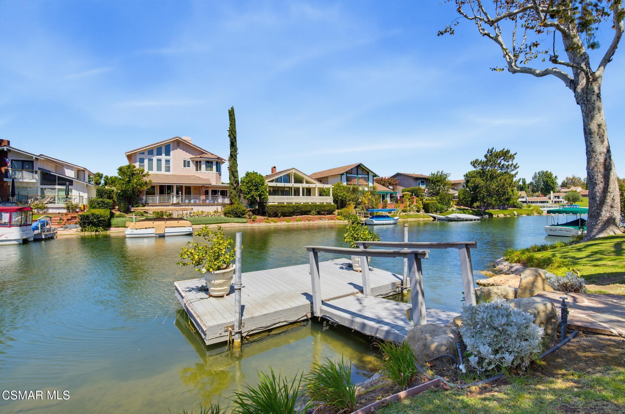 3927 Fairbreeze Circle