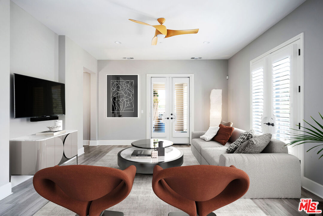 23500 PARK SORRENTO Unit: H31