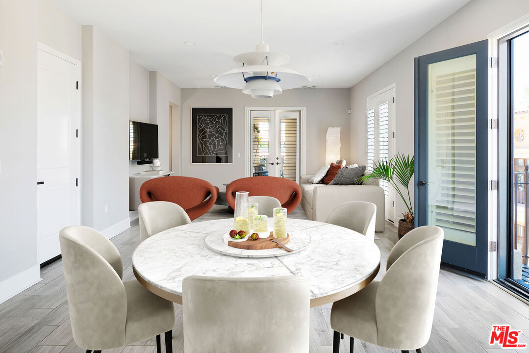 23500 PARK SORRENTO Unit: H31