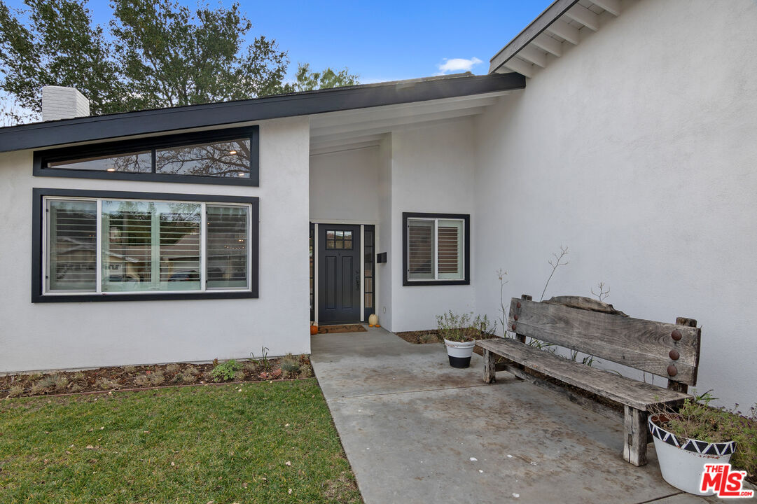 29390 Quail Run Dr