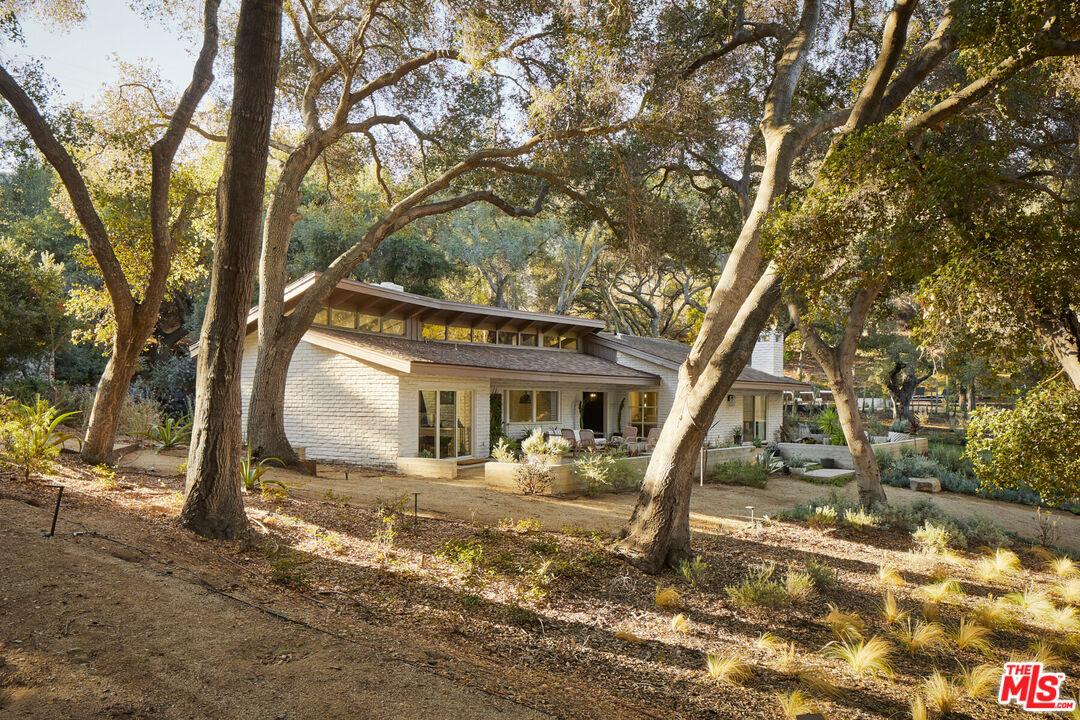 465 Cold Canyon Rd