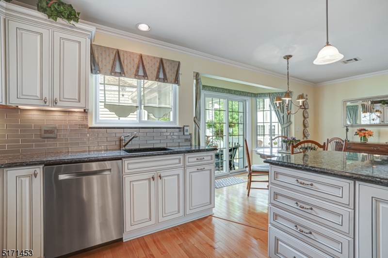 93 Crabapple Ln