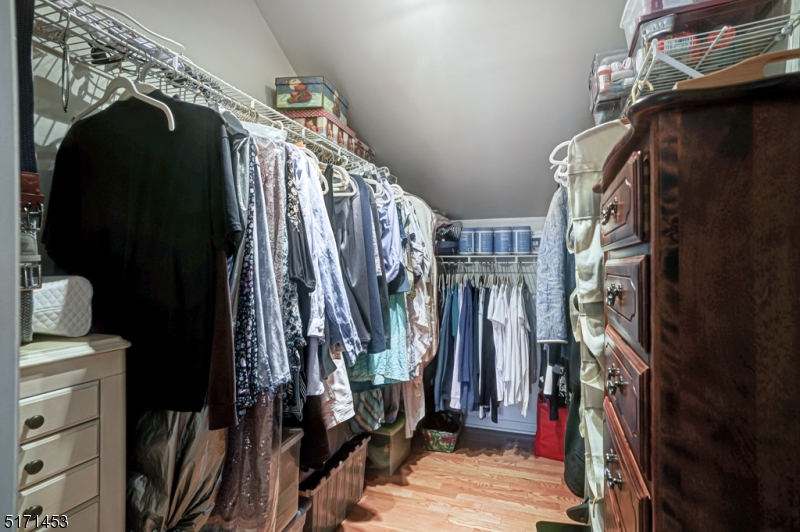 93 Crabapple Ln
