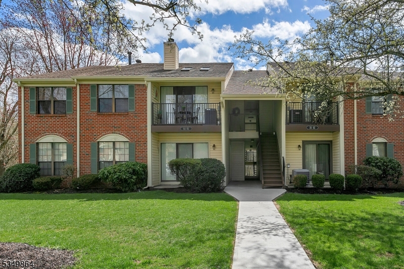 64 Baldwin Ct