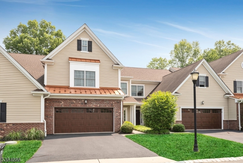 19 Whitney Farm Pl