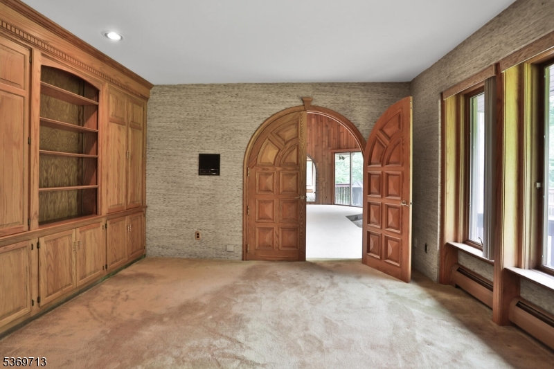 15 Long Hill Rd
