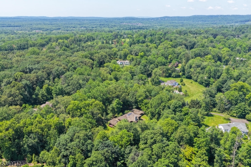 15 Long Hill Rd