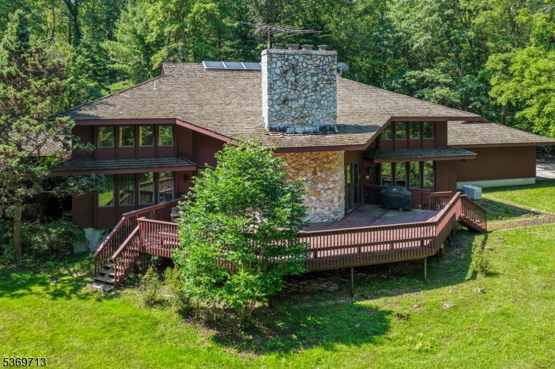 15 Long Hill Rd