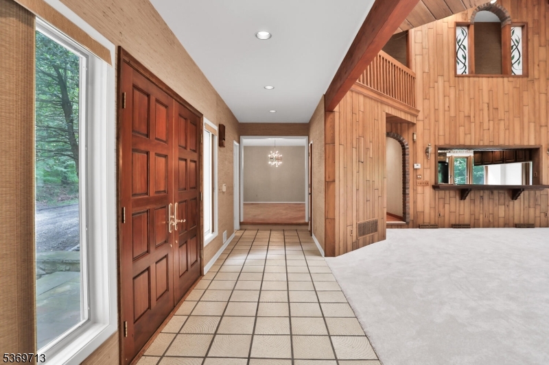 15 Long Hill Rd