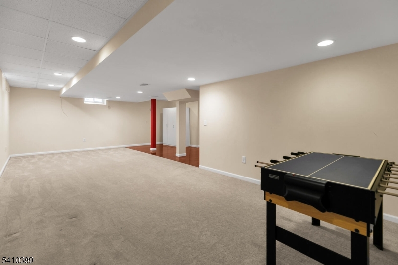 450 Vanderveer Rd