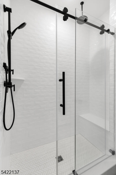 103 Honeysuckle Ln 815