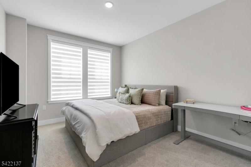 103 Honeysuckle Ln 815