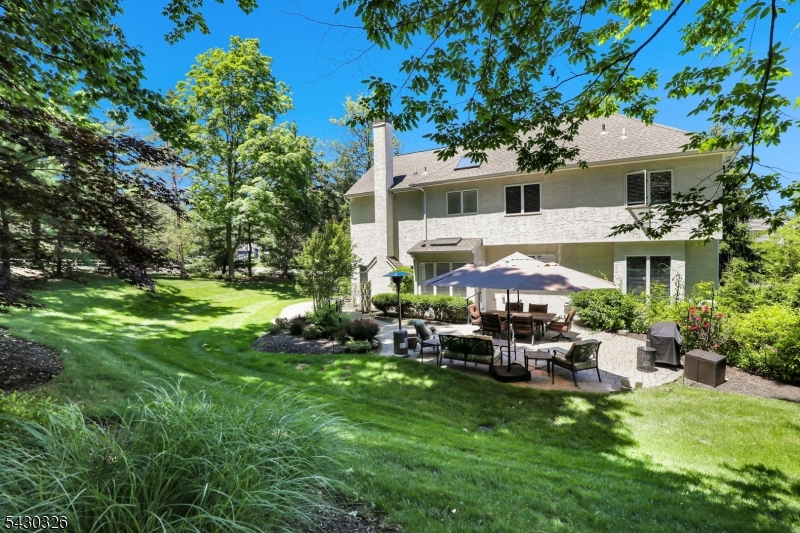 1 Vanderveer Dr