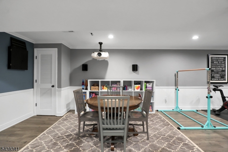 10 Raleigh Ct