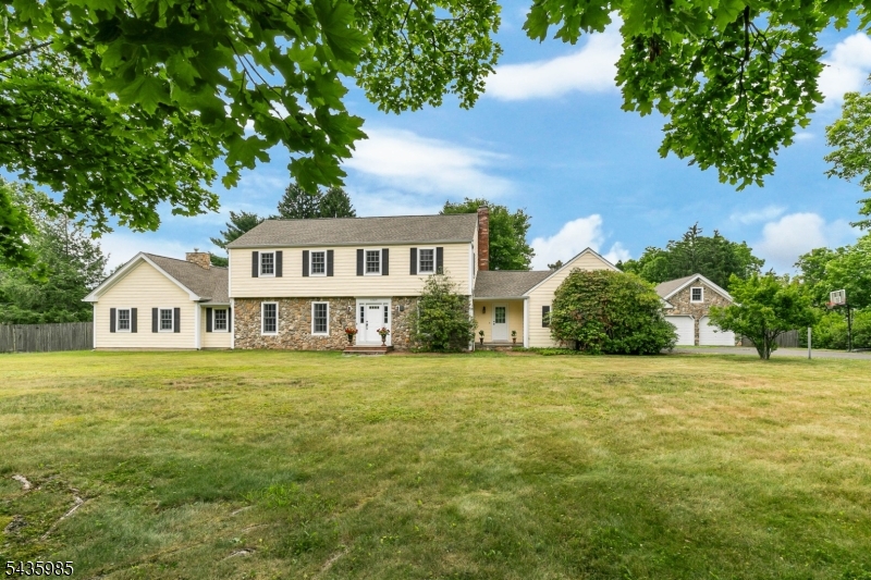 1265 Mount Airy Rd