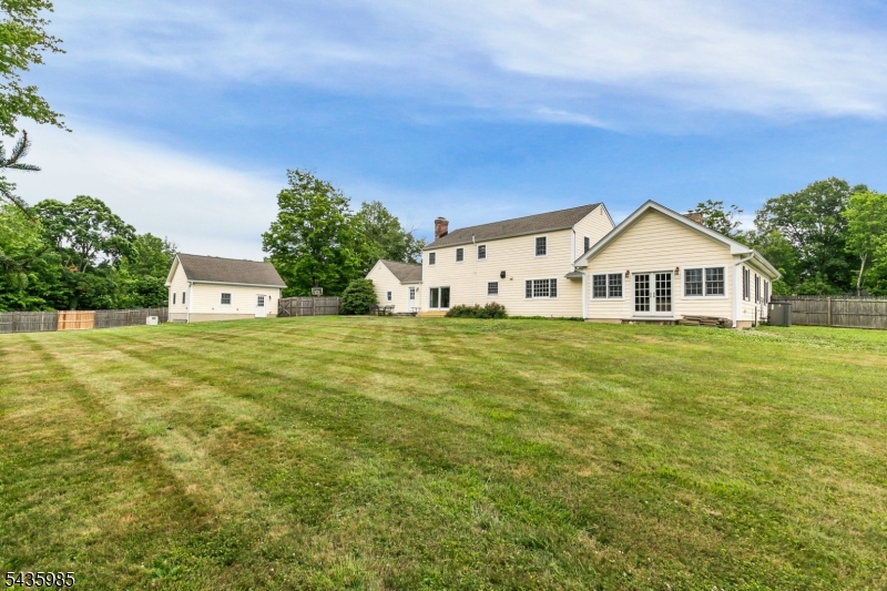 1265 Mount Airy Rd