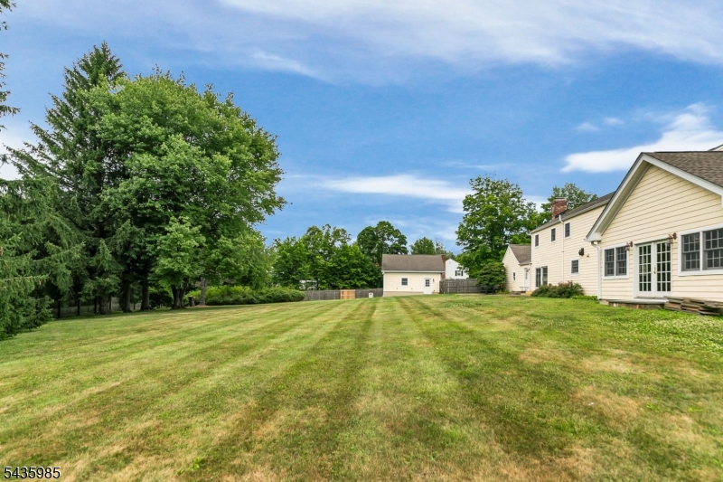 1265 Mount Airy Rd