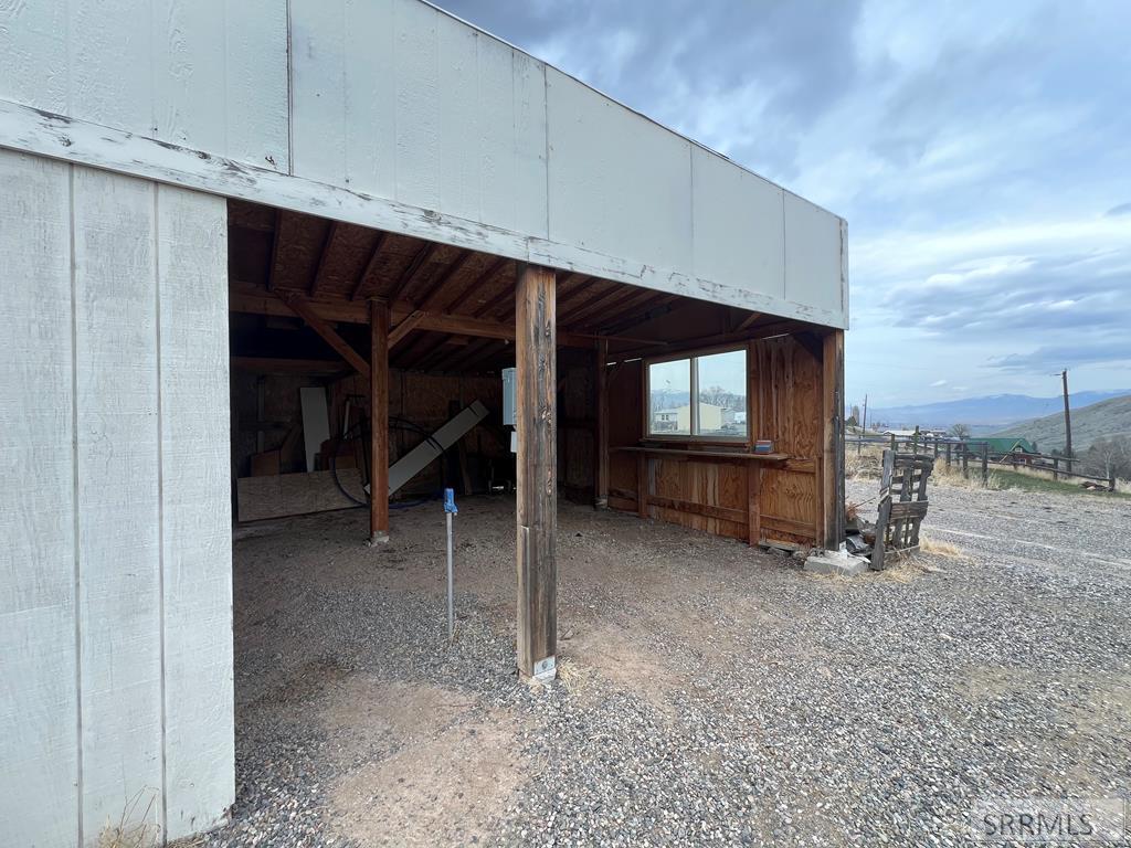 33 N Primrose Drive