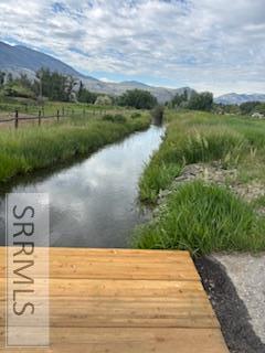 394 S Hwy 93
