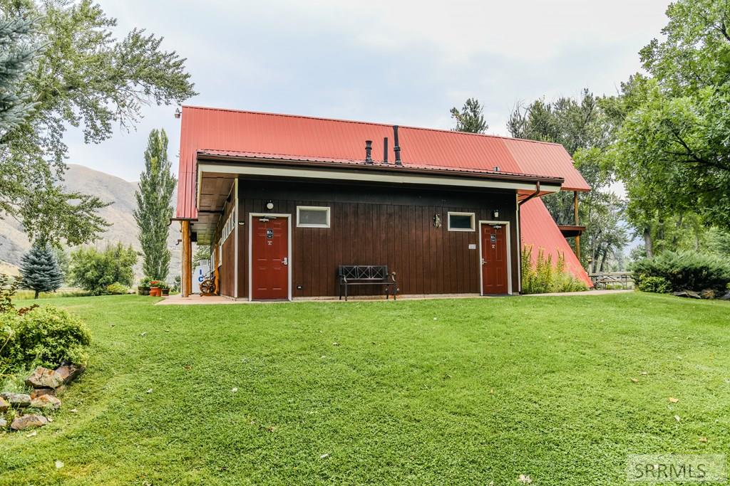 1826 N Hwy 93